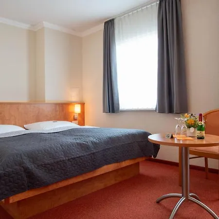 Hotel Garni Sonnenklahr Goehren (Ruegen)