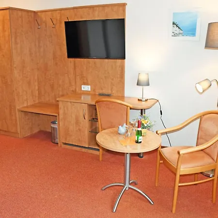 Hotel Garni Sonnenklahr Goehren (Ruegen)