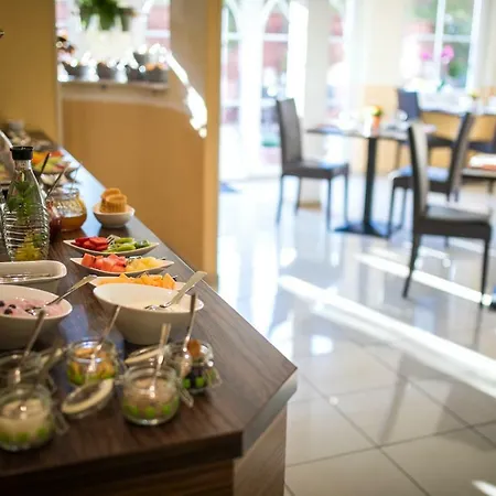 Hotel Garni Sonnenklahr Goehren (Ruegen)